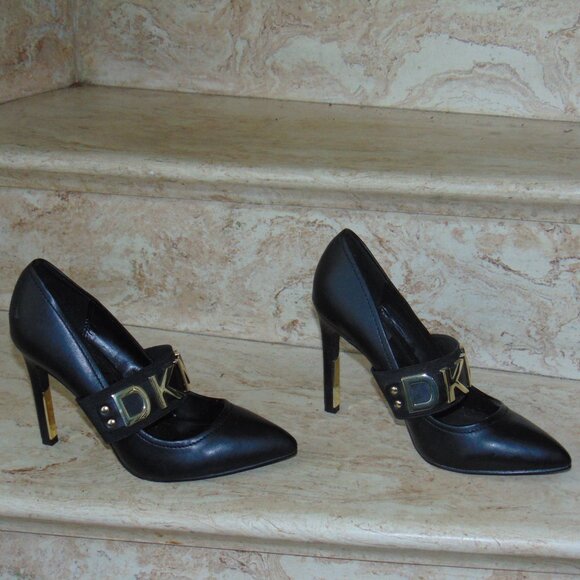 DKNY Genevieve Stiletto Black & Gold Spell Out Pump Heels Pointed Toe- Size 7.5 - Picture 5 of 9